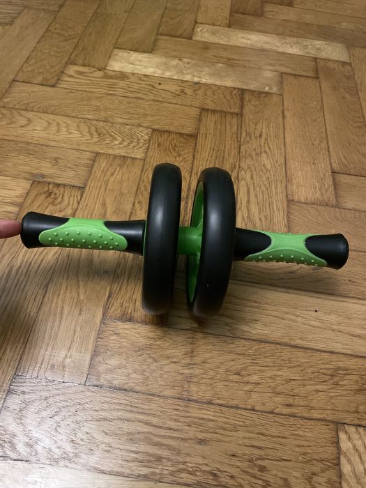 Roler ABS do ćwiczeń