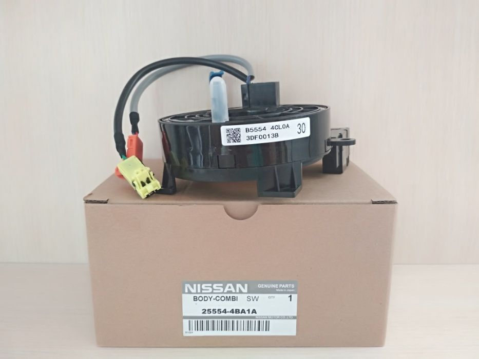 Шлейф руля, модуль подушки SRS Nissan ROGUE 14- 25554-4BA1A Ниссан.