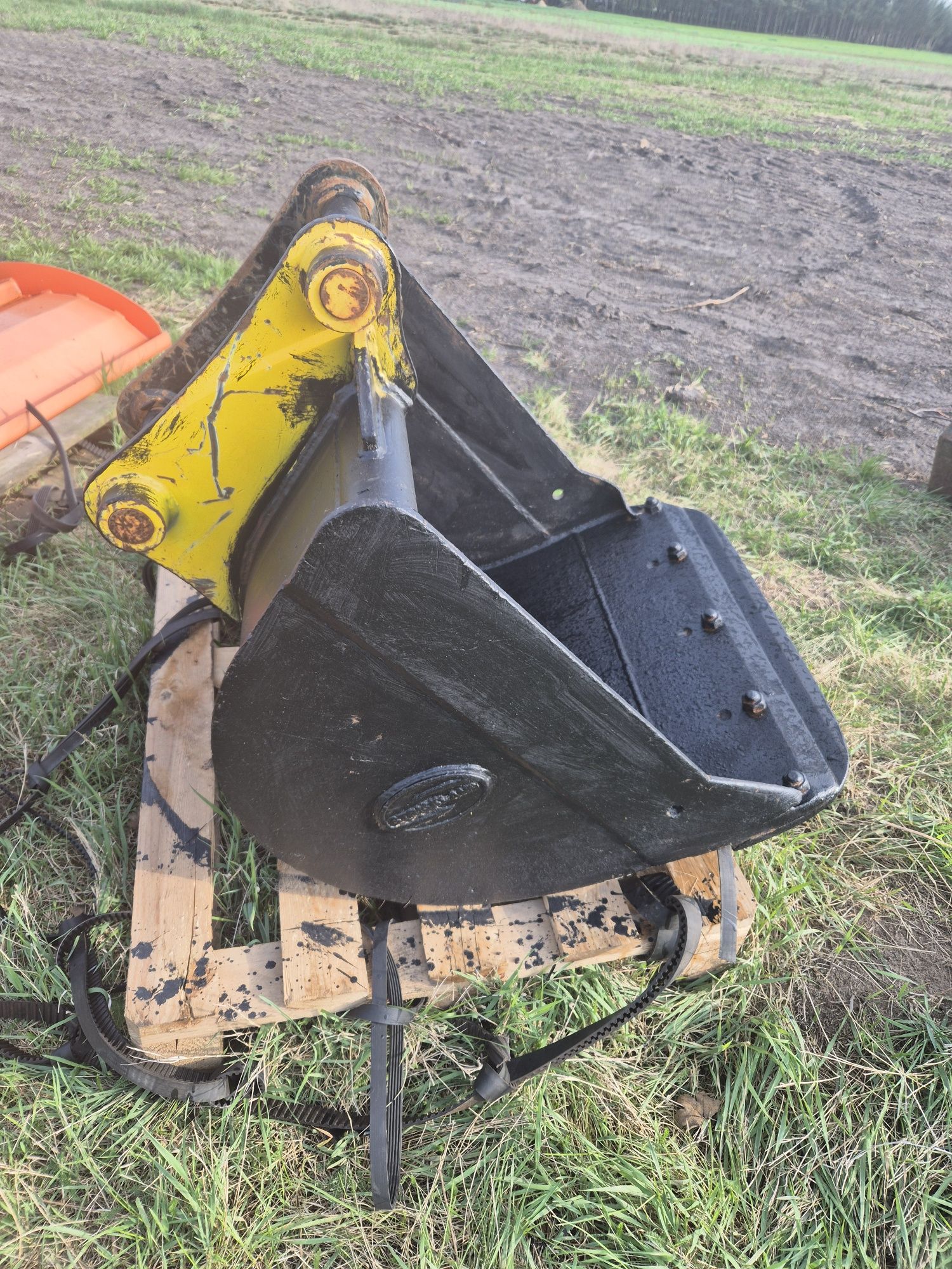 Łyżka kopiąca 70cm JCB, VOLVO, CAT, HITACHI