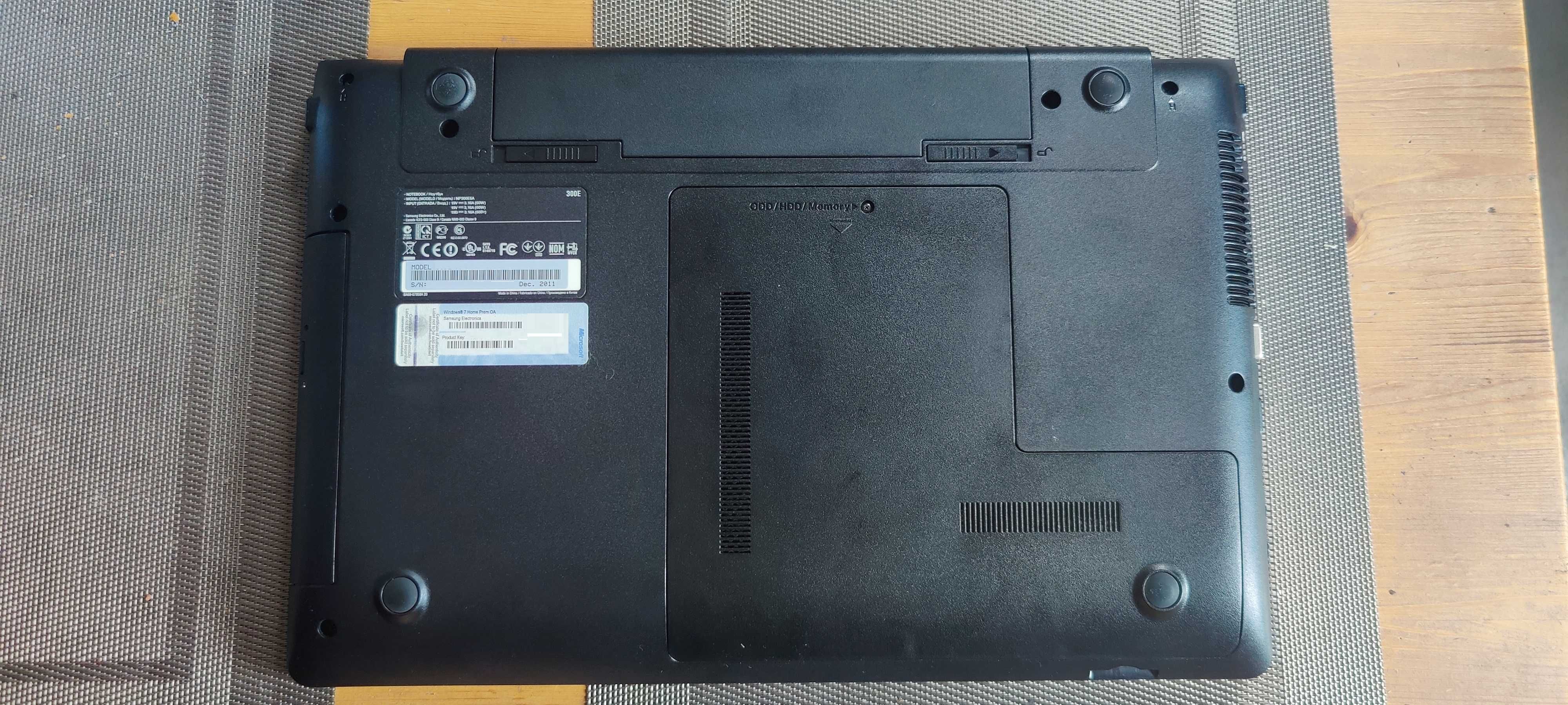 Samsung 300E -15,6 cala -Core i3 4x2,30 GHz -6GB Ram -240GB SSD -Win10