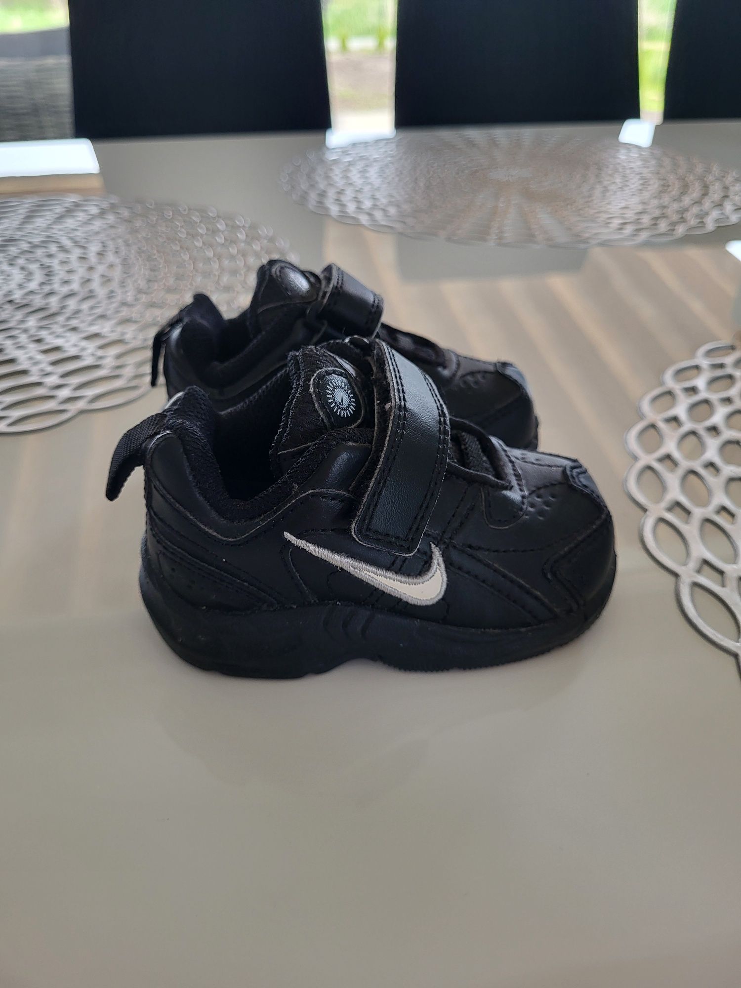 Buty buciki dla chłopca Nike rozm 19