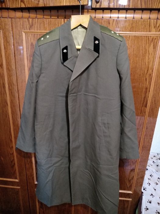 Плащ-пальто с поясом армейское