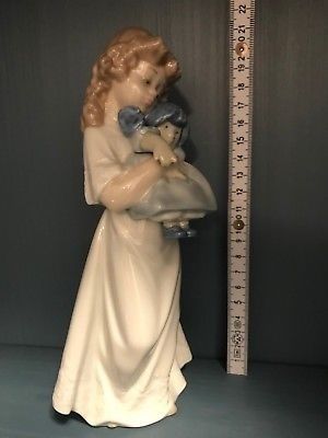 Фарфоровая статуэтка Lladro NAO Мы сонные (мы устали)Фарфор