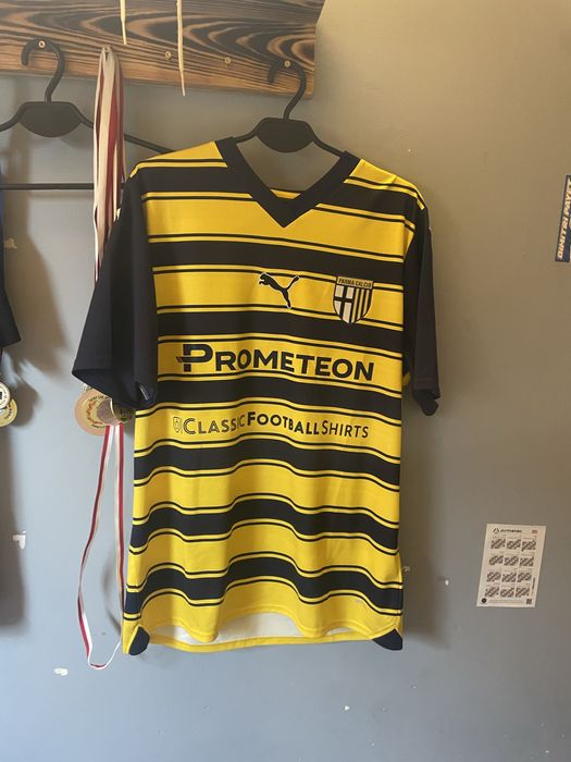 Koszulka piłkarska parma 2018/2019 nowa w bardzo dobrym stanie