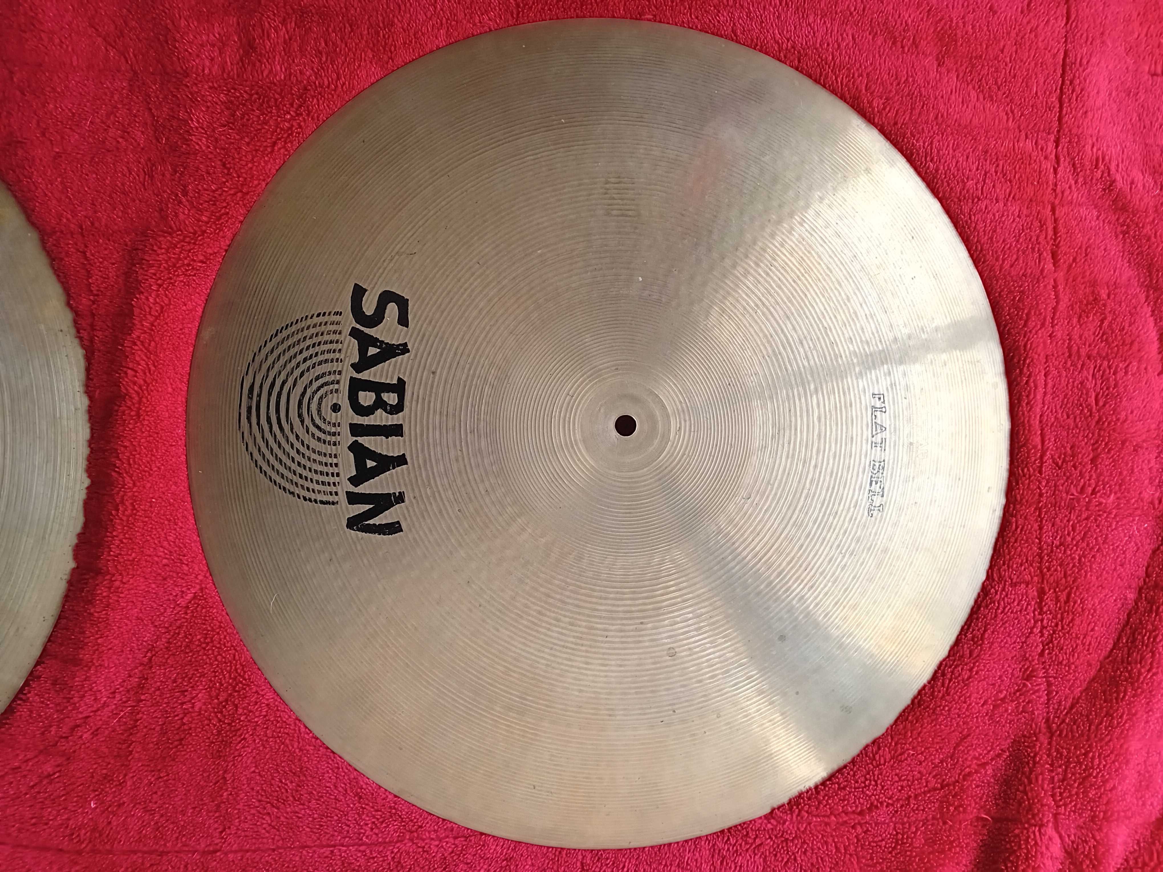 Aos músicos de bom gosto. Pratos  Sabian  Jazz Flat  20  polegadas