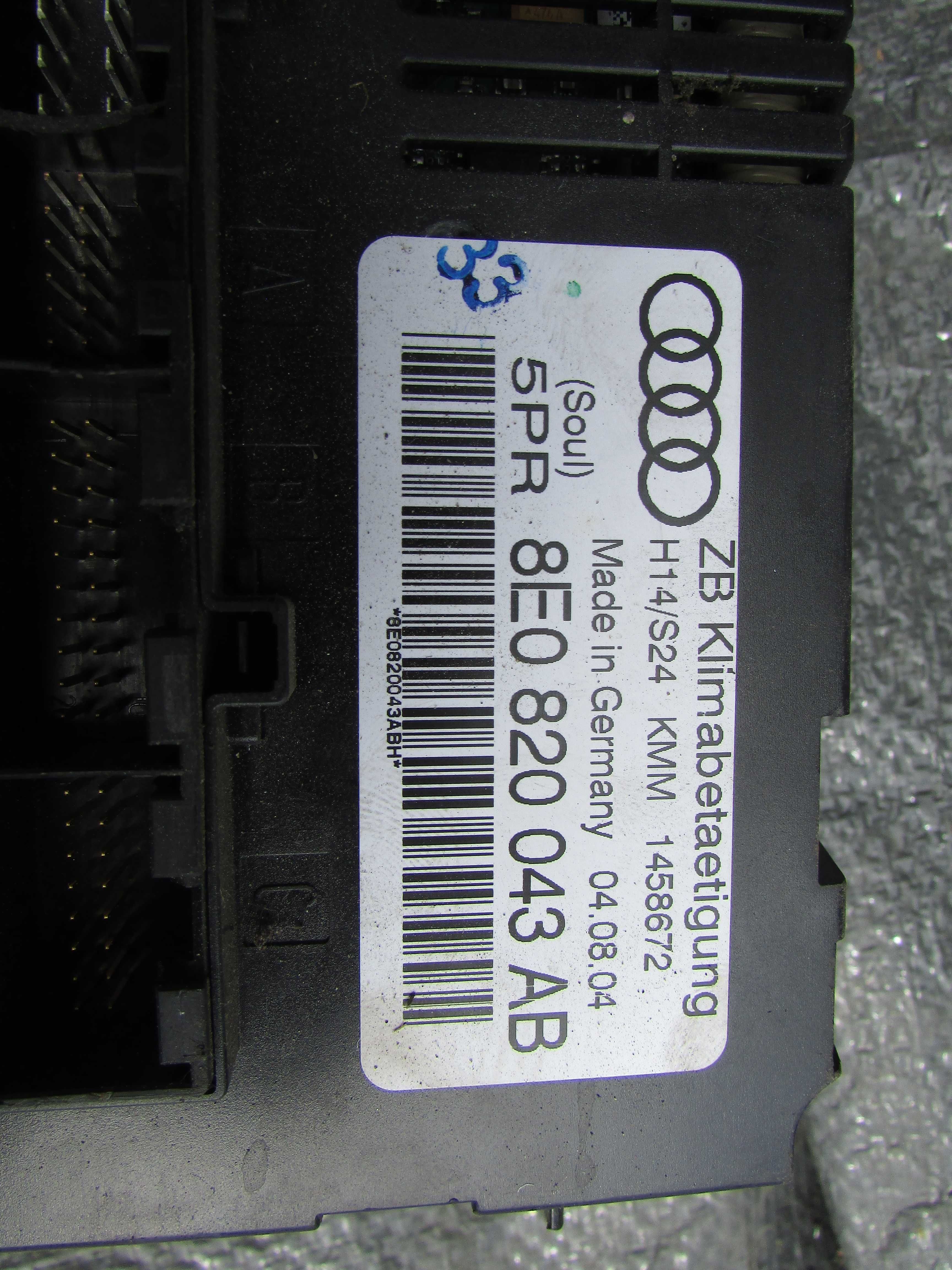 Panel Klimatyzacji  Audi A4 b6