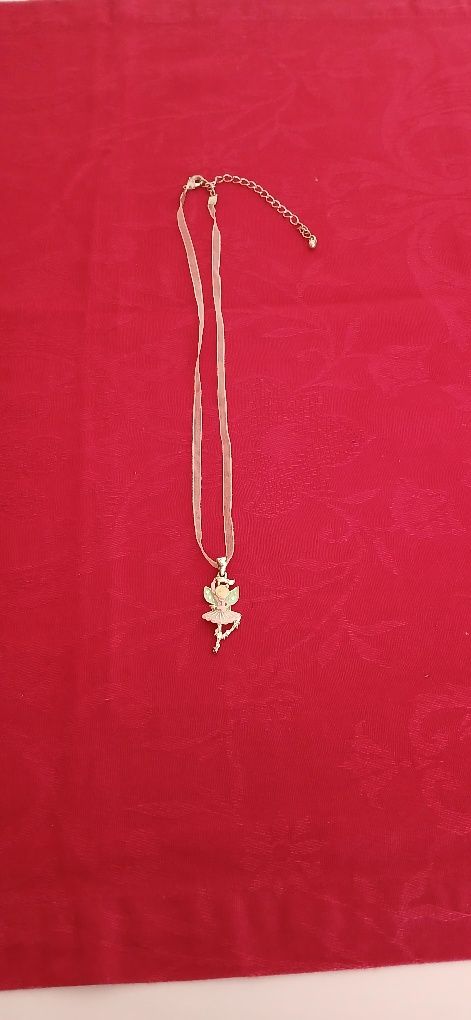 Colar/fio de criança da Avon
