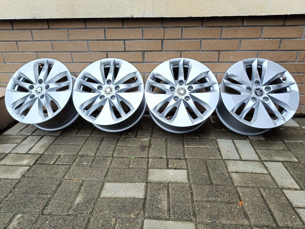 Felgi Aluminiowe 16 Cali 5x112 7Jx16 ET46 Skoda Octavia IV Superb