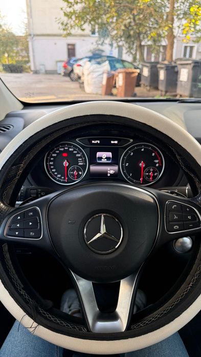 Mersedes Benz B klasa