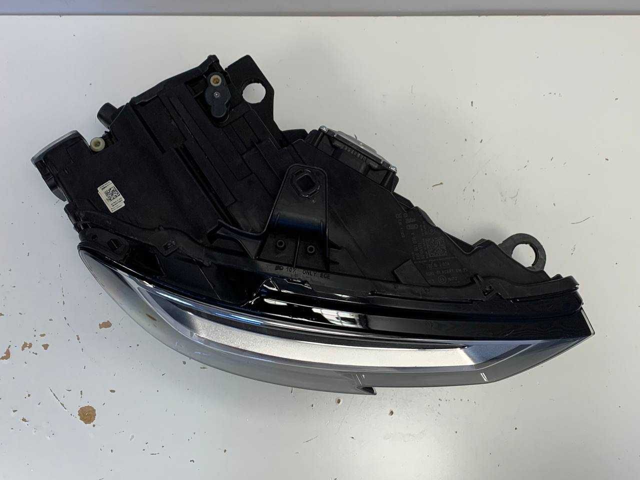 Prawa Lampa Reflektor Audi A3 8V lift Matrix