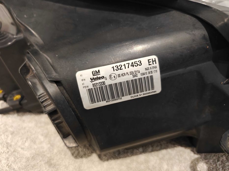 Lampa Lewy Przód Zwykła Opel Corsa D EUROPA