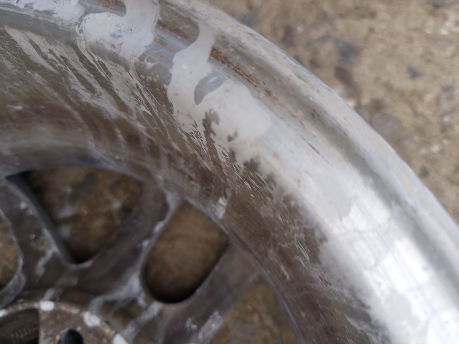 Титани р14 неварені не катані тільки пофарбовані, підходять на део,ваз