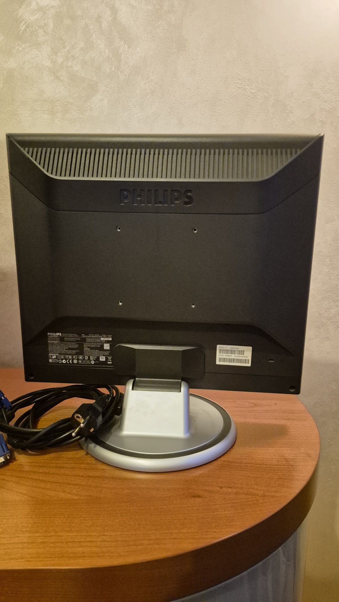 Монитор 19" Philips. Модель 19 OS7FS/ 00.