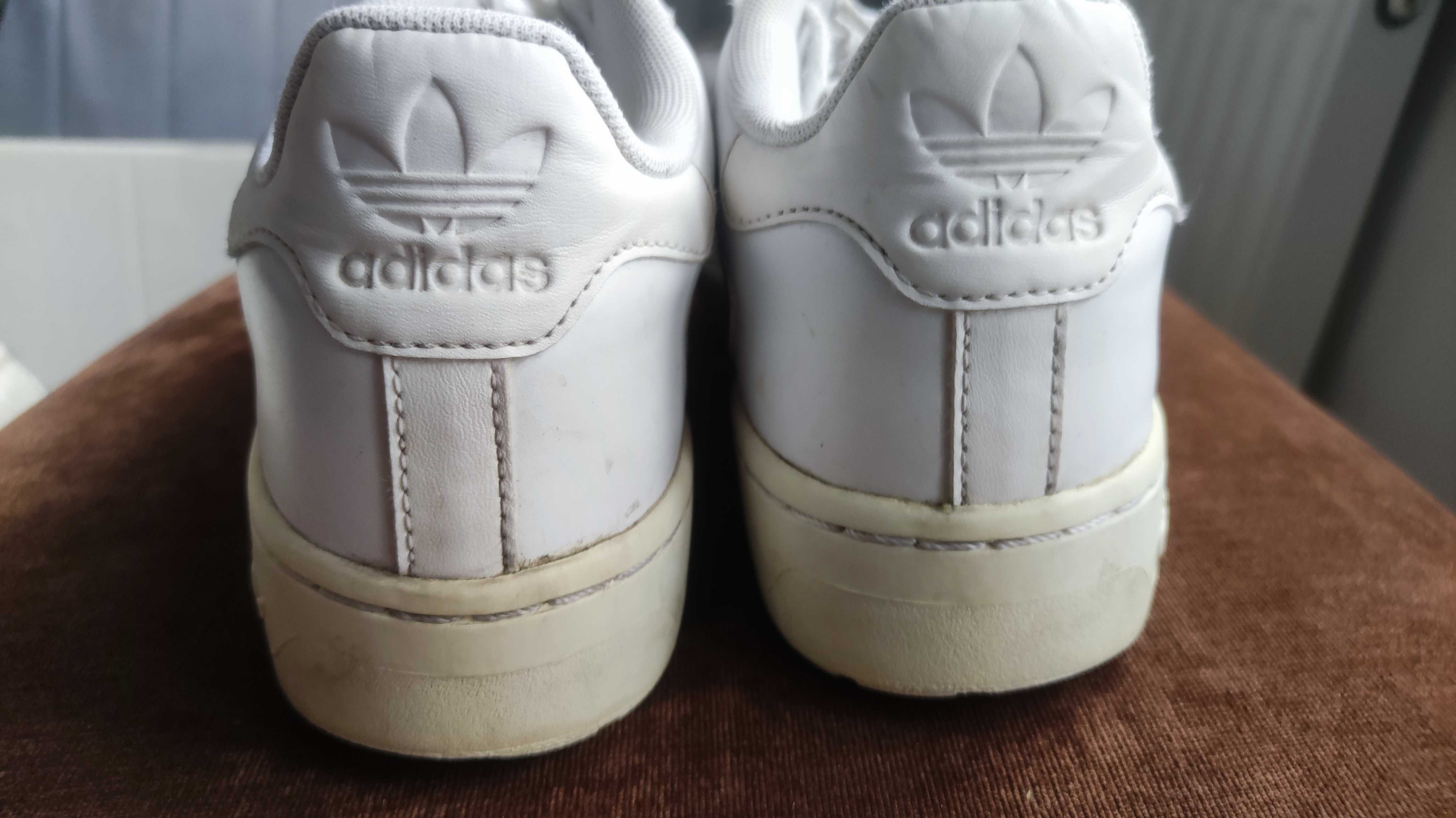 Sneakersy 39 1/3 Adidas Originals Attutude Revive LOW S75210