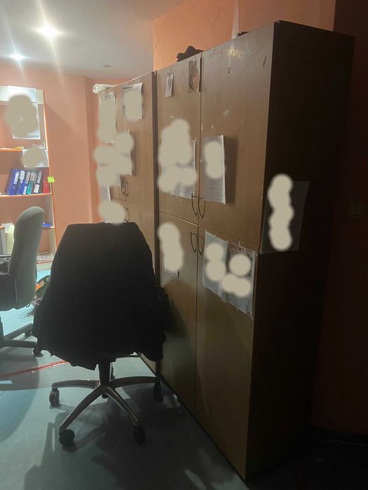 Meble biurowe (lub do salonu)