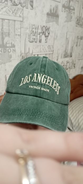 Продам кепку новая