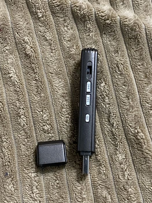 Диктофон на 8 ГБ