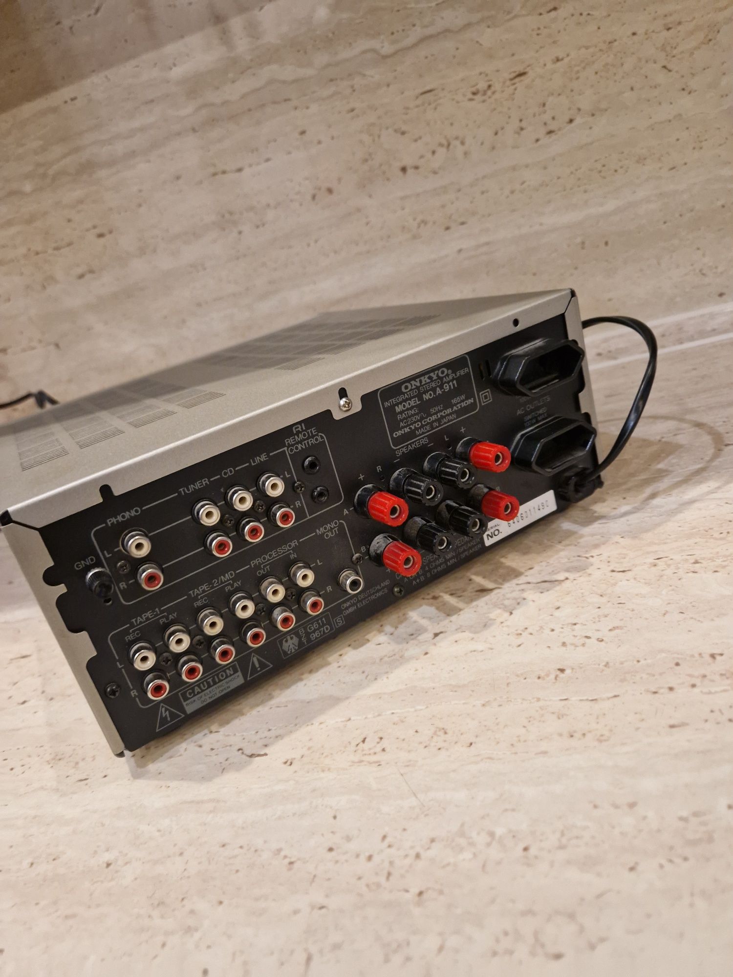 Wzmacniacz stereofoniczny Onkyo a-911