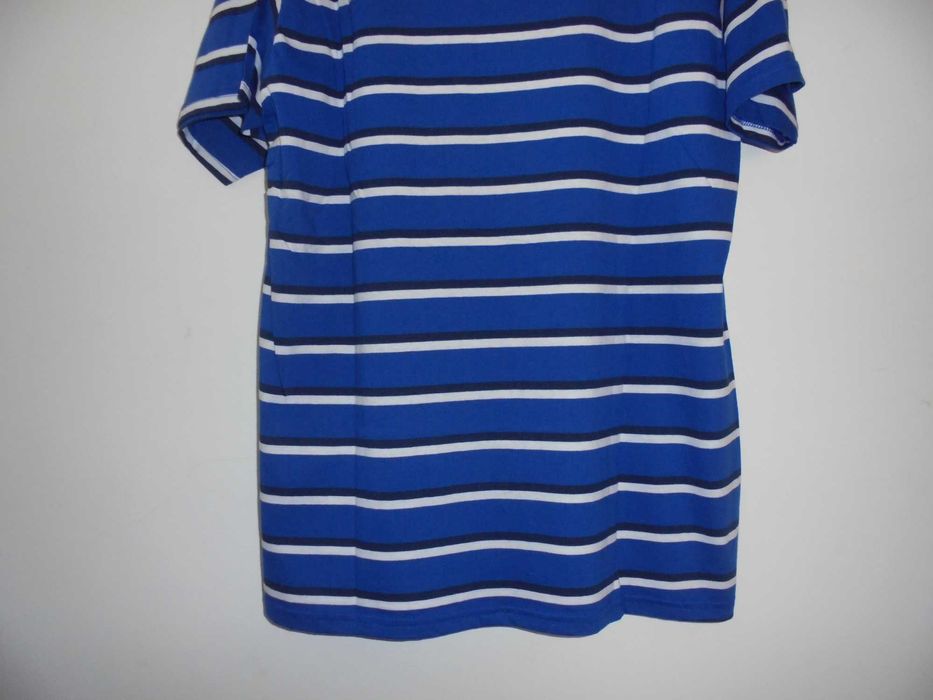 T-shirt de homem as riscas linda