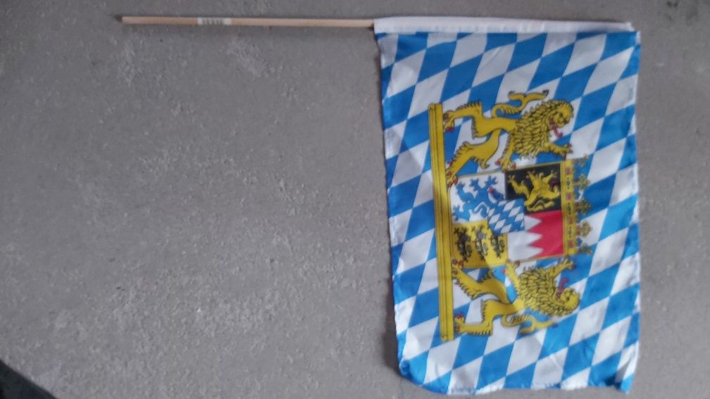 Flaga Bawarii nowa 45x30 rączka 60