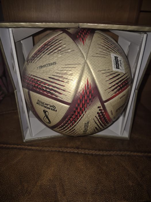 Piłka Adidas, piłka omb.