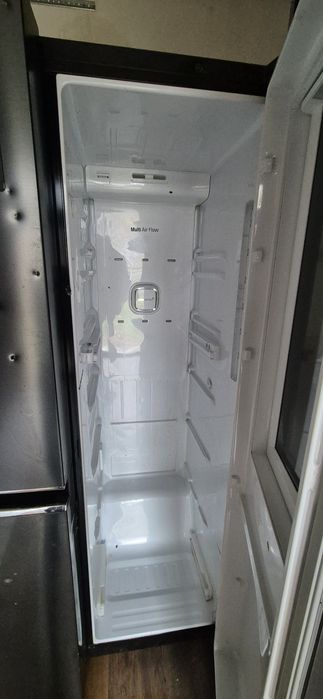 Холодильник LG на запчастини з баром