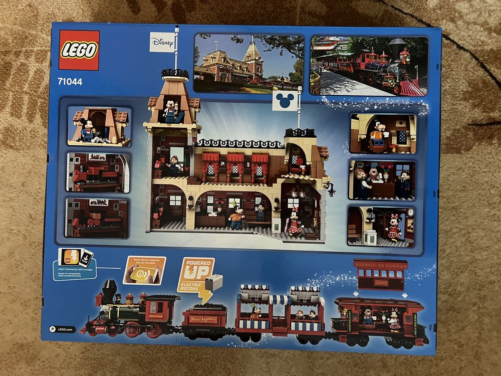 LEGO 71044 Disney - Pociąg i dworzec Disney nowy