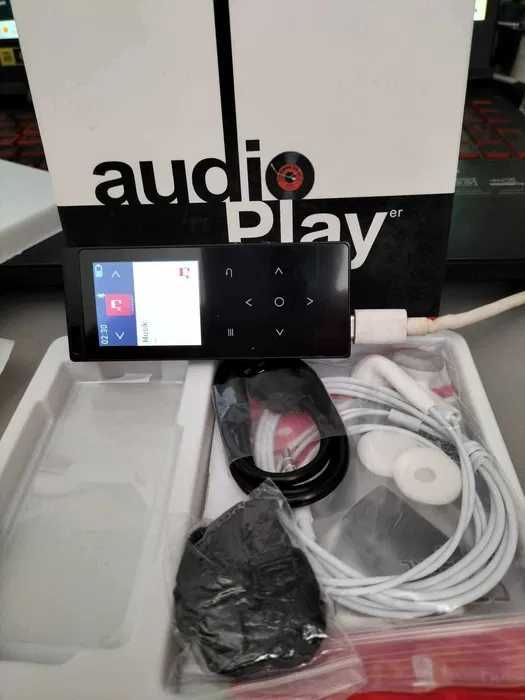 Odtwarzacz MP3 DODOSOUL radio FM, wbudowany głośnik HD 64GB