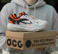 Кросівки Nike ACG Mountain Fly Low білі чоловічі кросівки демісезон