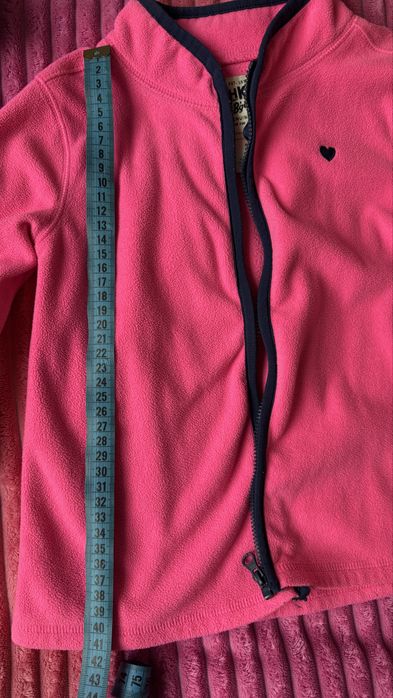 Фірмові флісові кофтинки Oshkosh  р. 5та 7