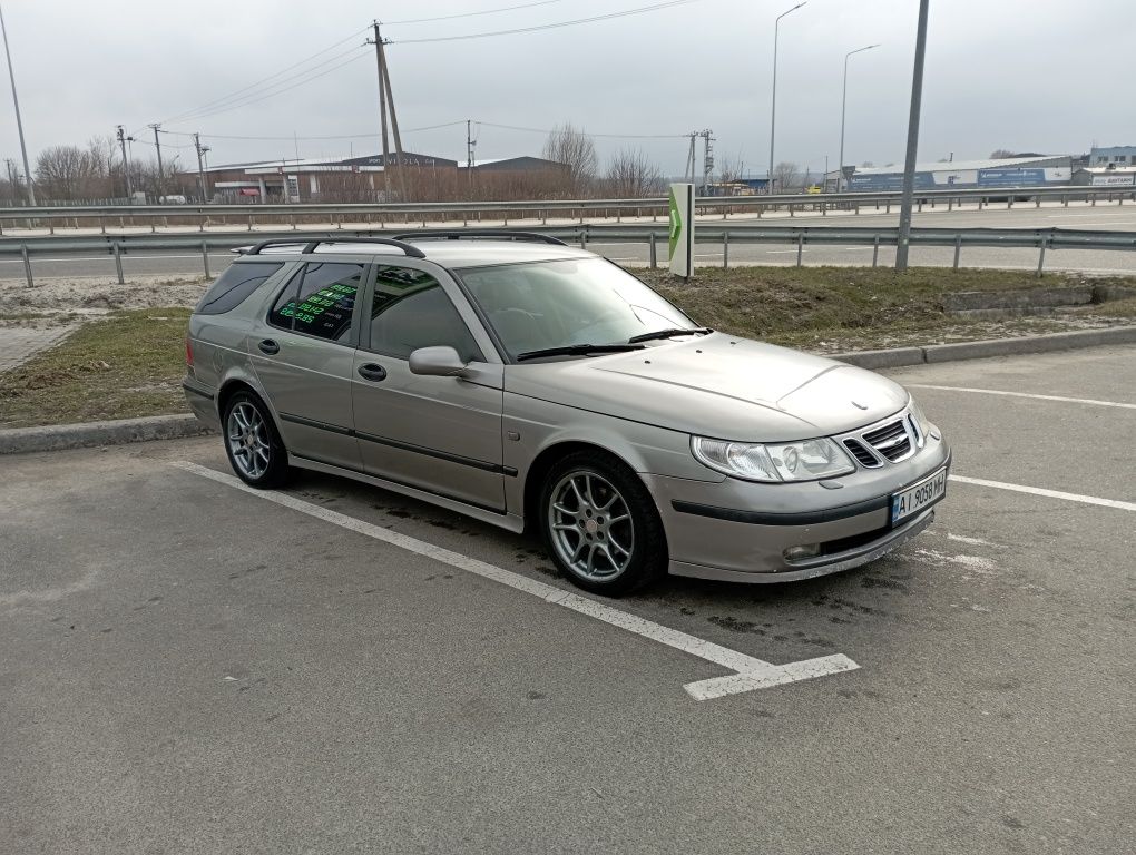 Saab 9-5 2002 рік