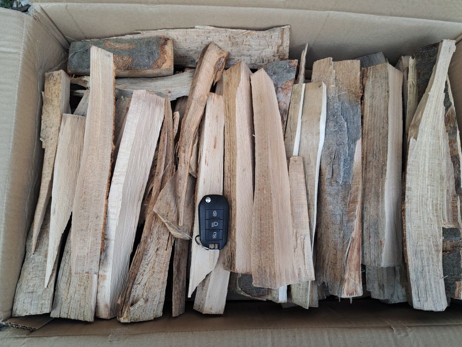 Drewno rozpałkowe SUCHE Buk Dąb Jesion 15kg Wysyłka