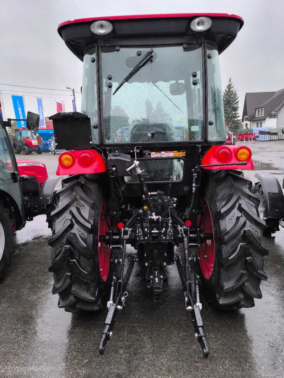 Ciągnik rolniczy komunalny sadowniczy TYM T495 NOWY na dotacje