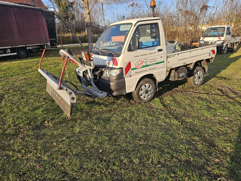Piaggio porter 4x4 pfau multicar unimog ladog traktor pług sniezny