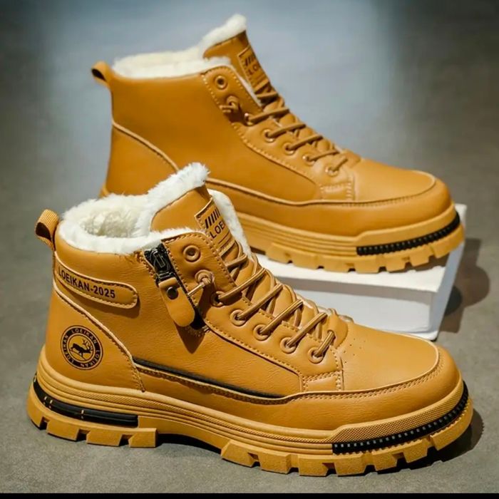 Зимние мужские ботинки 41-42 размер под стопу 26.5см