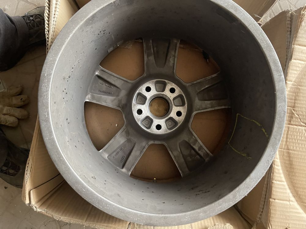 Диски Audi r18 8.0j18r et43