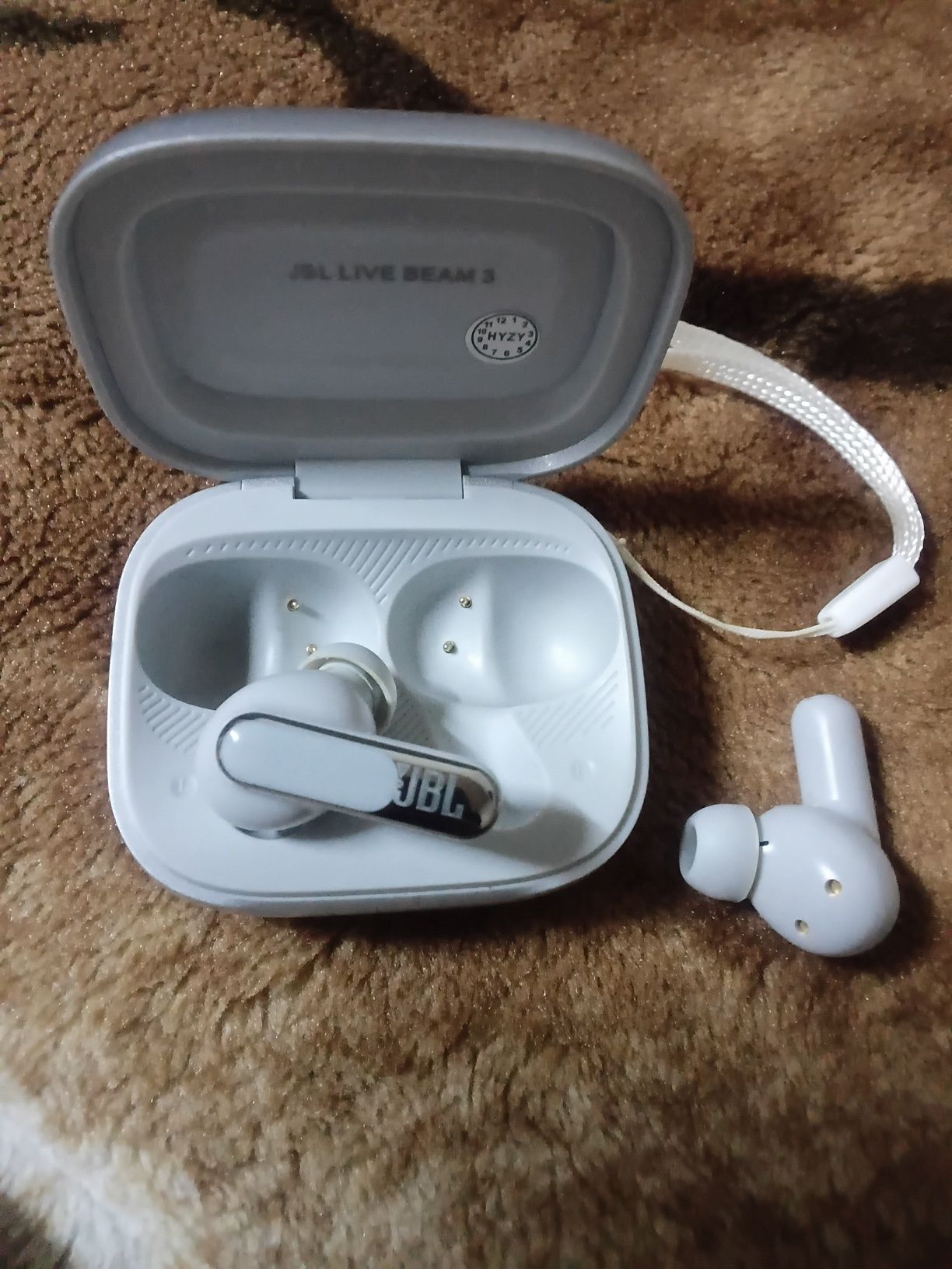 Навушники Bluetooth JBL bу HАRMАN LiveBeam 3 silver
