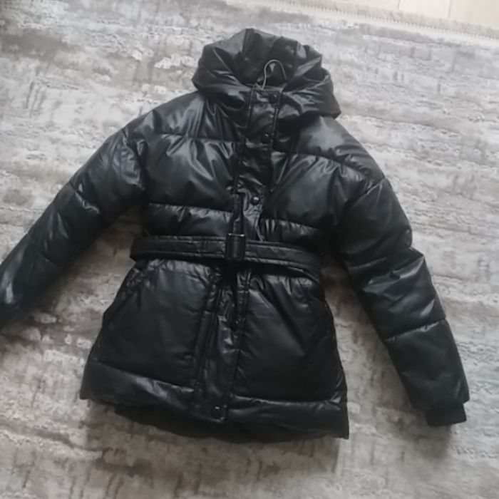 Курточка чорна шкіряна