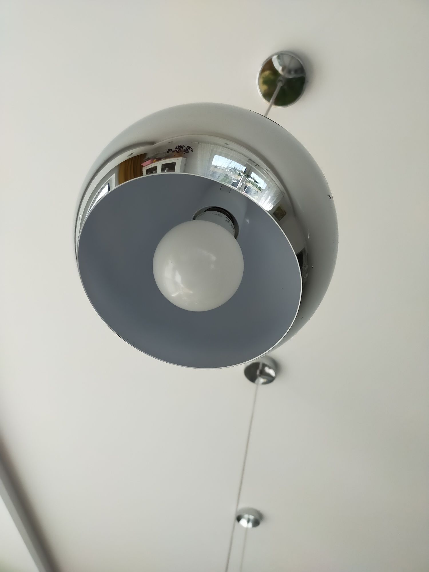 Trzy srebrne lampy , pojedyncze