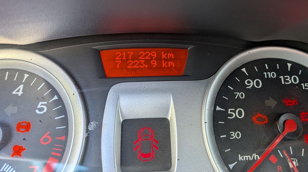 Renault Clio 1.2 i 16V Dynamique 75CV 10