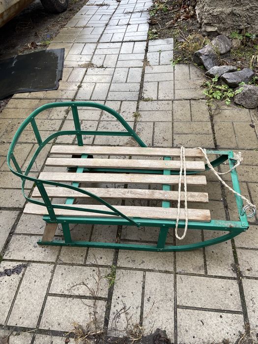 Санки. Дитячий транспорт.