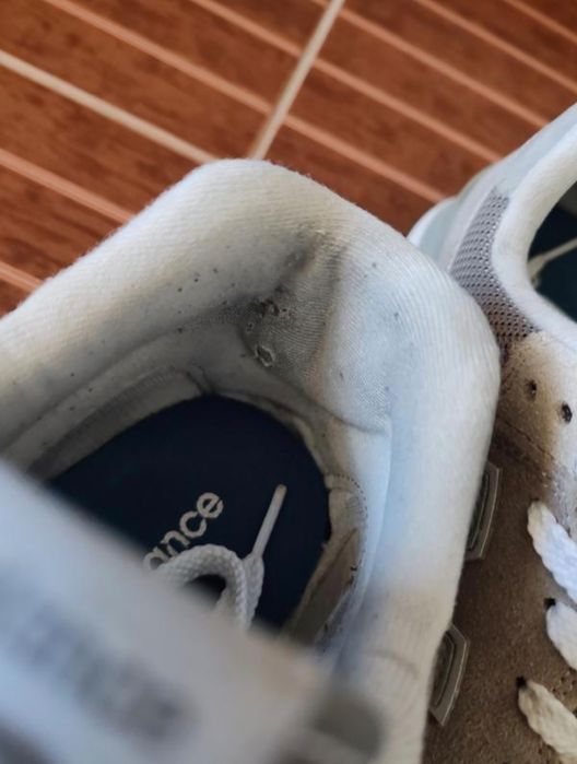 Оригінальні кросівки New Balance