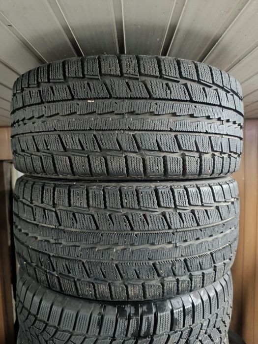 225/45 R17 Dunlop