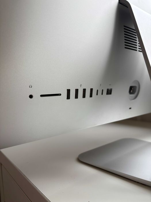 iMac 21,5" Retina 4K (2017) • i5 • 20 GB RAM • SSD 256 GB