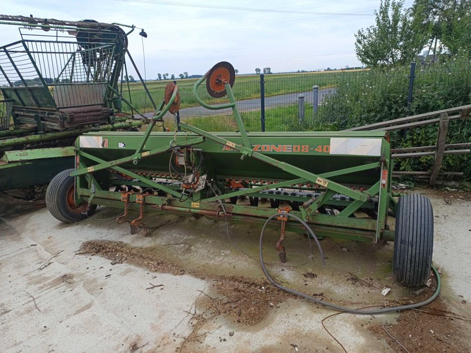 Siewnik zbożowy Amazone d8