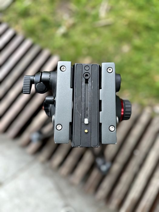 Statyw filmowy Manfrotto nogi MVT502AM + głowica olejowa MVH502A