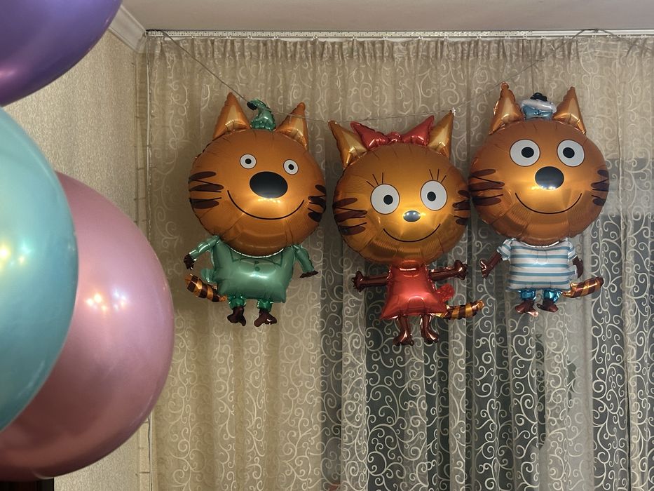 Шары фольгировпнные Три кота