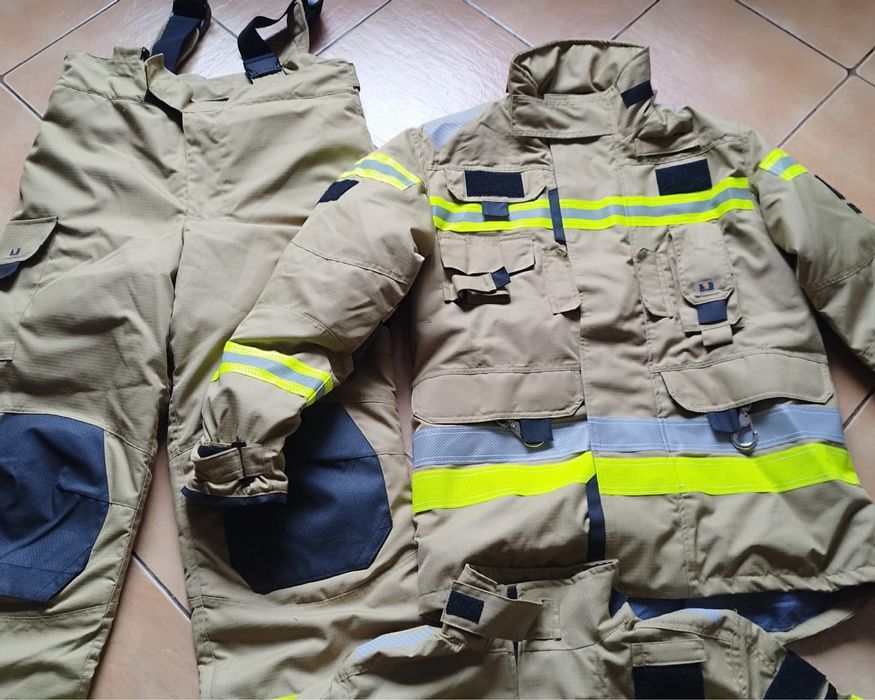 Nomex , ubranie specjalne strazaka