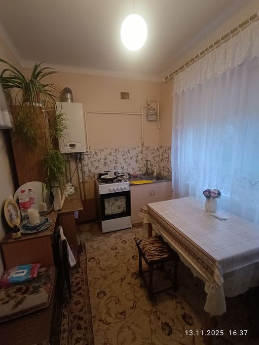 В Продажу ЧУДОВА Квартира 1/2