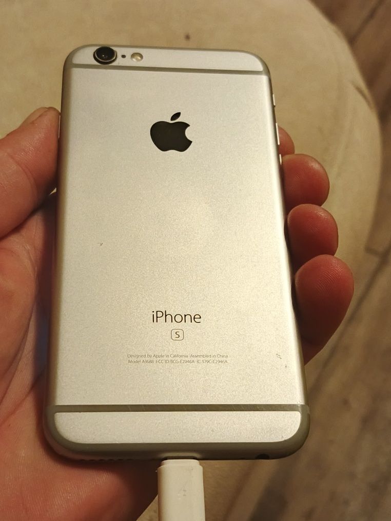 iPhone 6S 64 gb Never